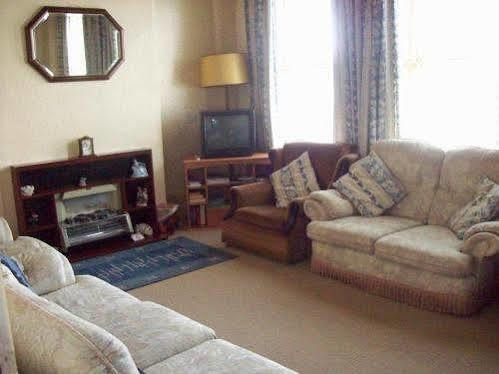 Seaview House Bed And Breakfast Larne Eksteriør bilde