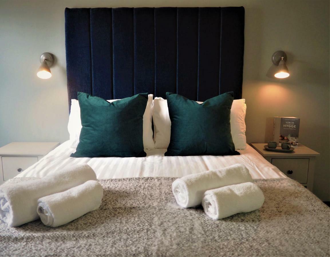 Seaview House Bed And Breakfast Larne Eksteriør bilde