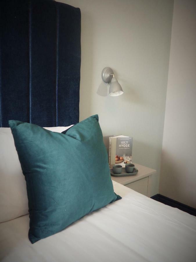 Seaview House Bed And Breakfast Larne Eksteriør bilde